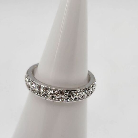 Joan Rivers Silver Tone & CZ Ring (6) - Picture 3 of 8